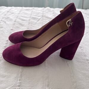 Tory Burch Elizabeth Burgundy Suede Block Heel Pumps Round Toe Gold Logo 6.5M